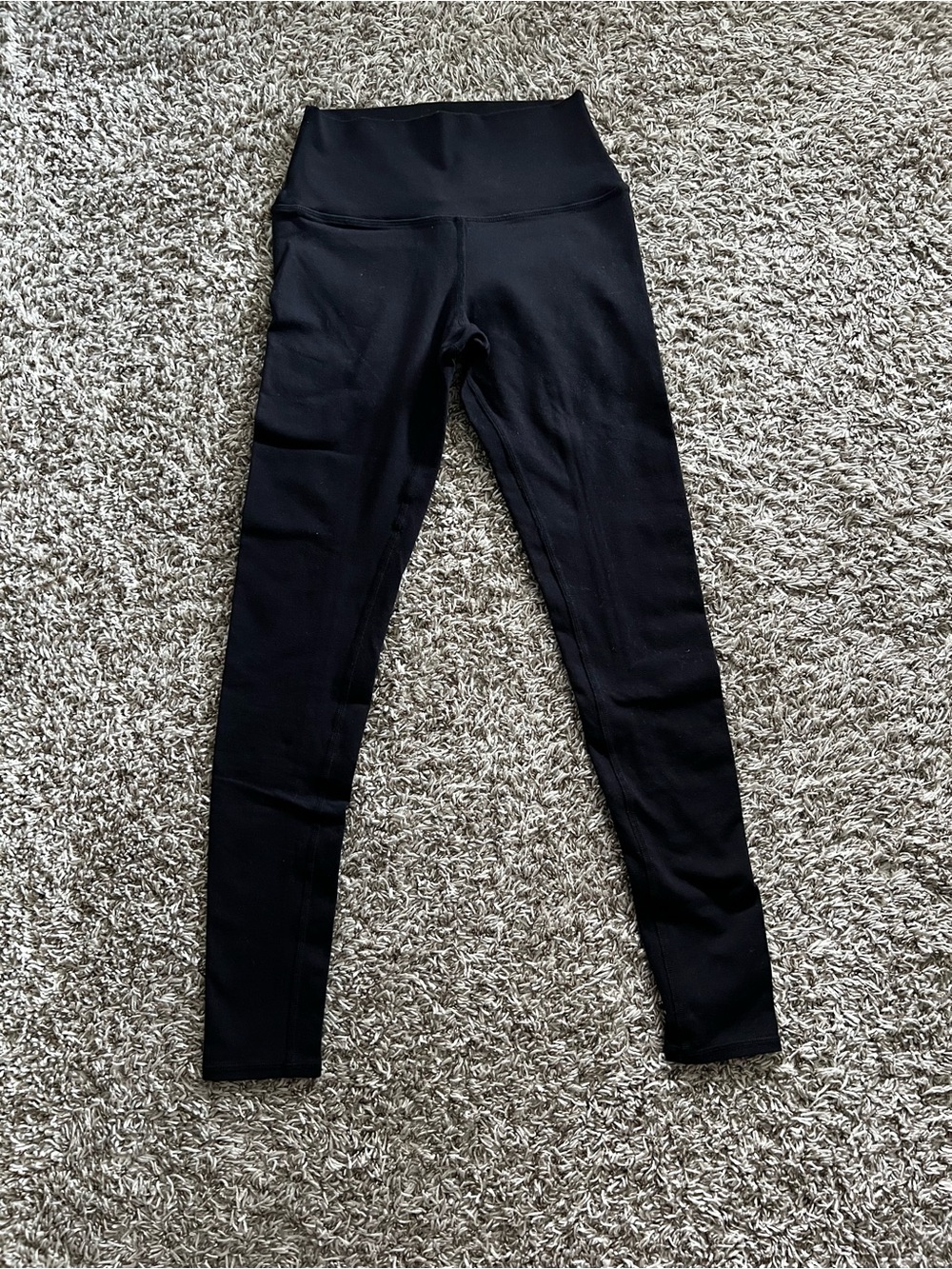Alo leggings with mesh back